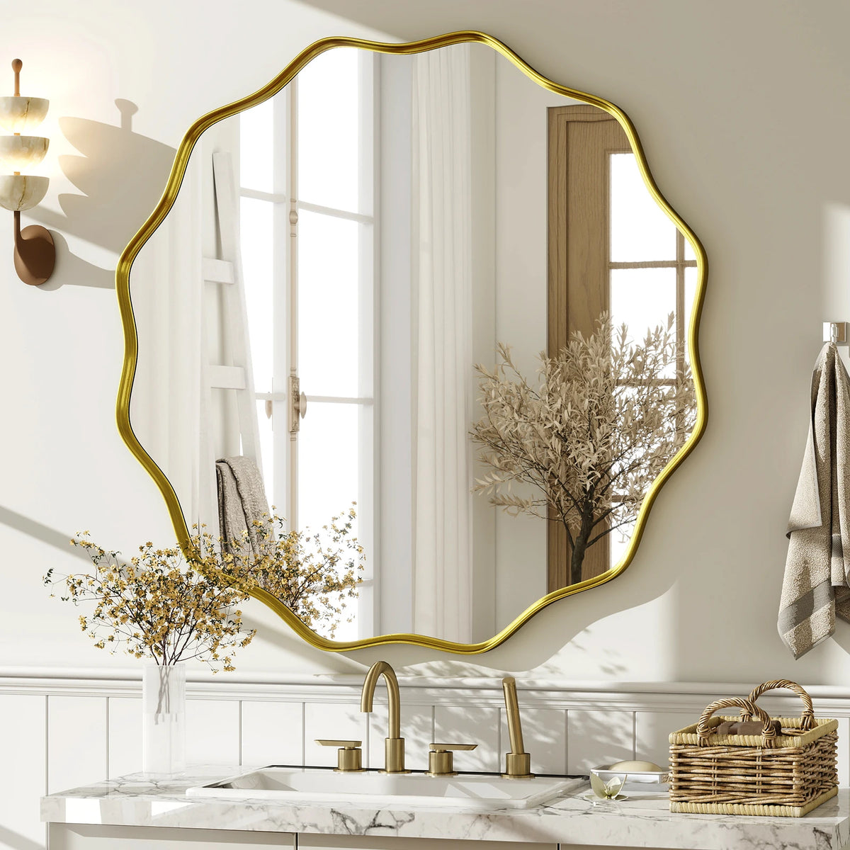 Beautypeak Wavy Round Decorative Wall Mirror With Glass Frame
