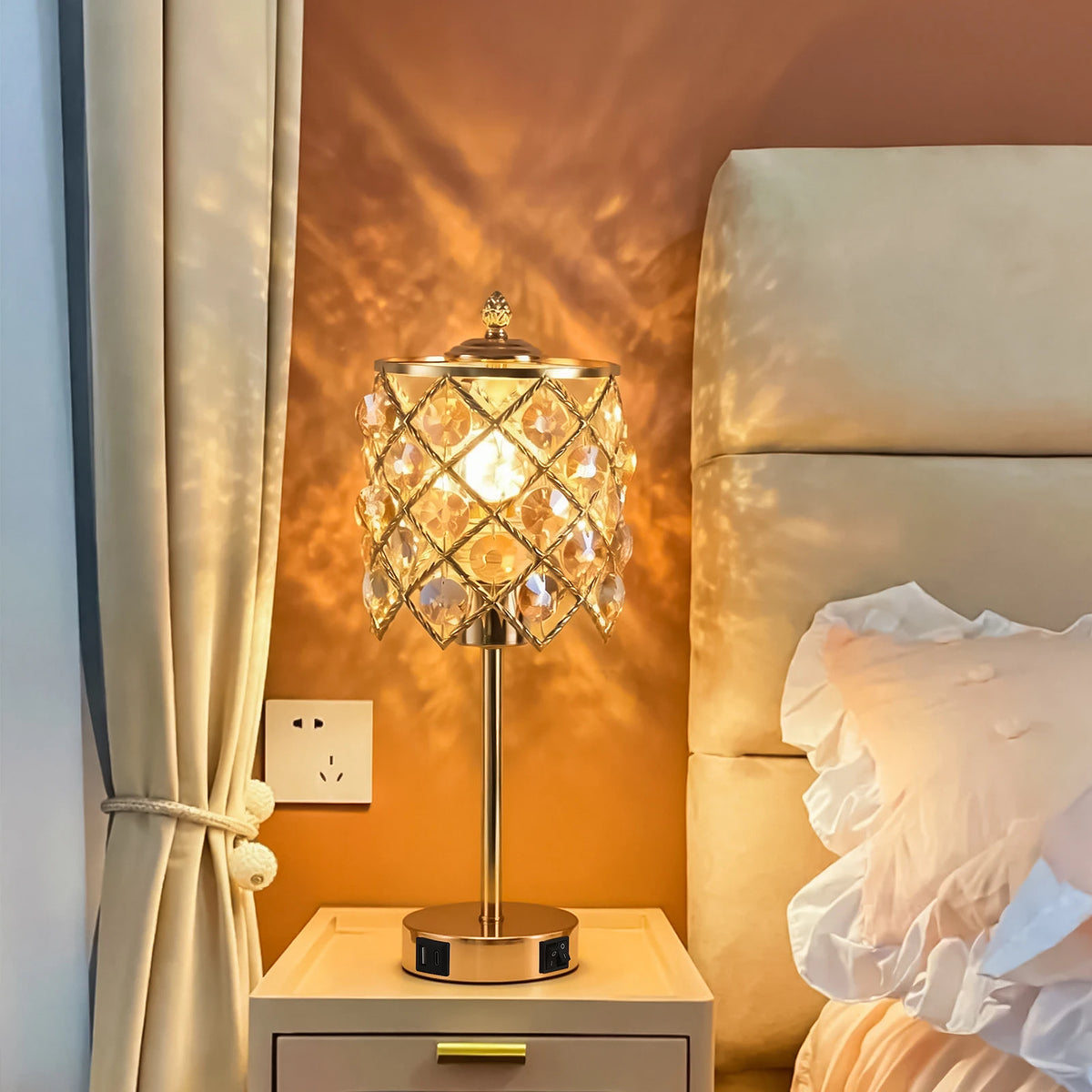 Elegant Crystal Table Lamp With USB Charging Port And Outlet