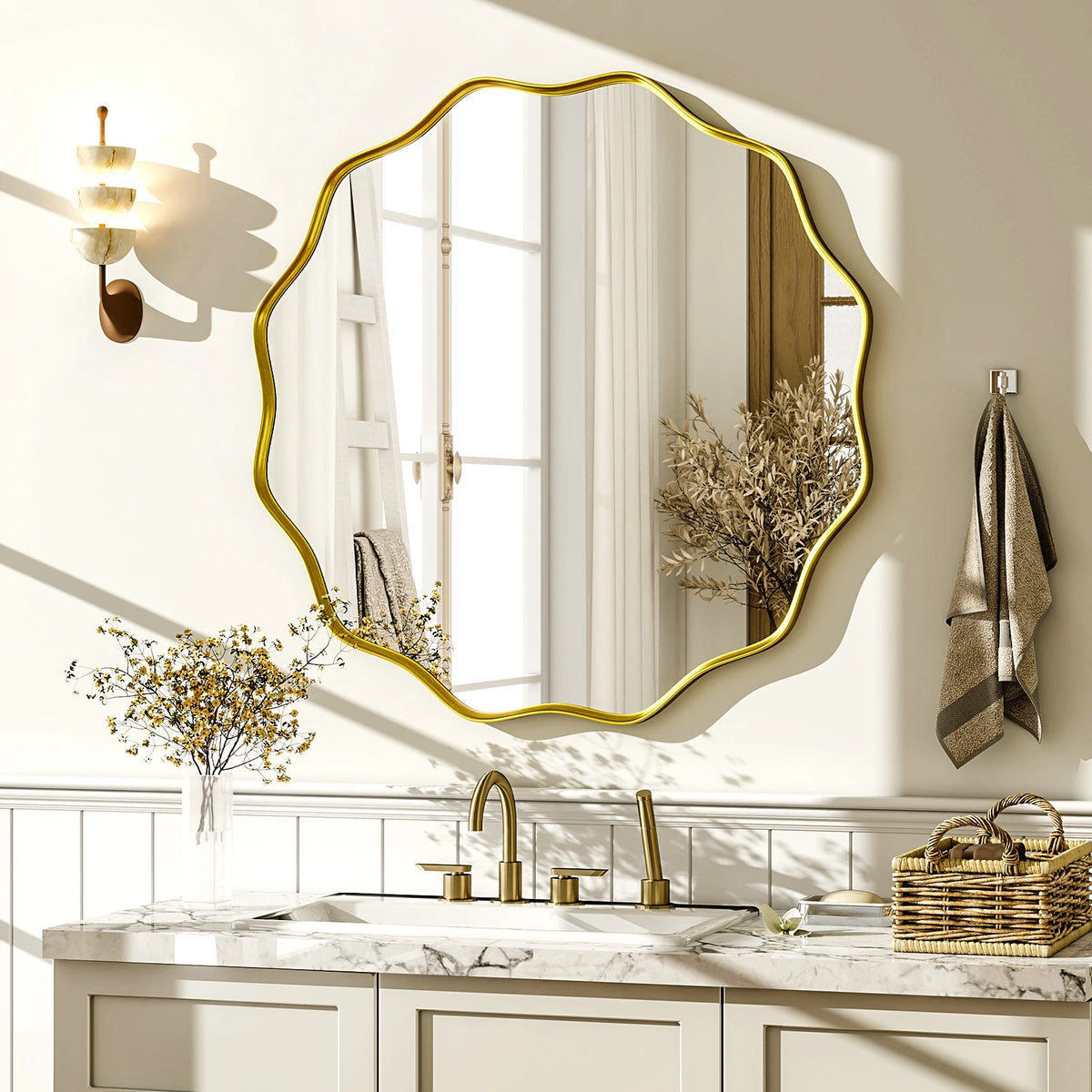 Beautypeak Wavy Round Decorative Wall Mirror With Glass Frame